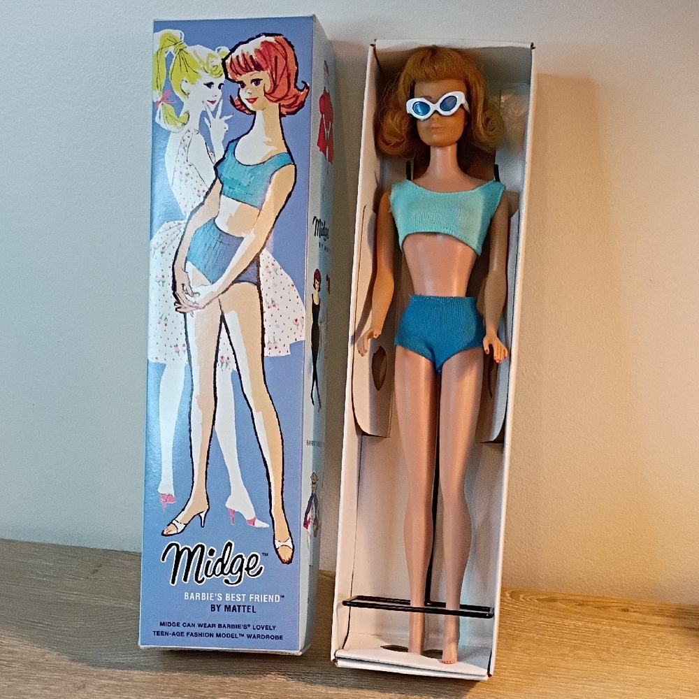 Vintage 1962 Midge Barbie's Best Friend Fashion Doll #860